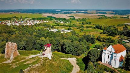Новогрудское ожерелье: от монастырей до замков